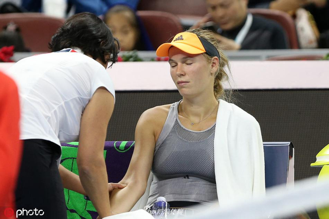 型和他在球 型和他在球